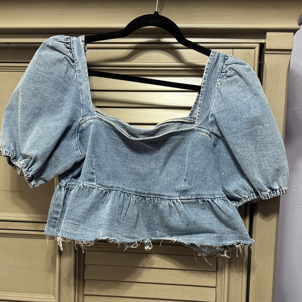 Divided Blue Denim Puff Sleeve Crop Top